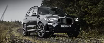 BMW X7 xDrive30d M Sport UK-spec      UltraWide 21:9