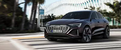 Audi Q8 Sportback 55 e-tron quattro      UltraWide 21:9