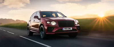 Bentley Bentayga Hybrid First Edition (Dragon Red) UK-spec      UltraWide 21:9