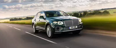 Bentley Bentayga Hybrid (Viridian) UK-spec      UltraWide 21:9