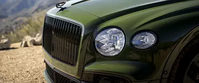 Bentley Flying Spur Hybrid (British Racing Green) US-spec      UltraWide 21:9