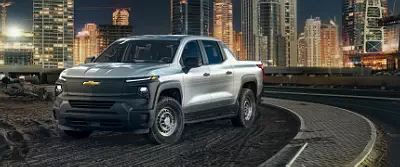 Chevrolet Silverado EV WT Crew Cab      UltraWide 21:9