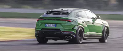 Lamborghini Urus Performante      UltraWide 21:9