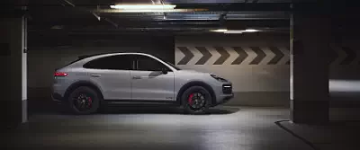 Porsche Cayenne GTS Coupe      UltraWide 21:9