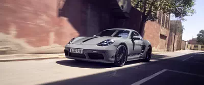 Porsche 718 Cayman Style Edition      UltraWide 21:9